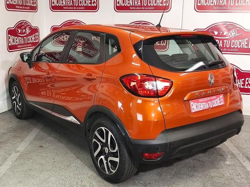 Usado Renault Captur Intens 90 HP (66 kW) 2013 Laranja SUV
