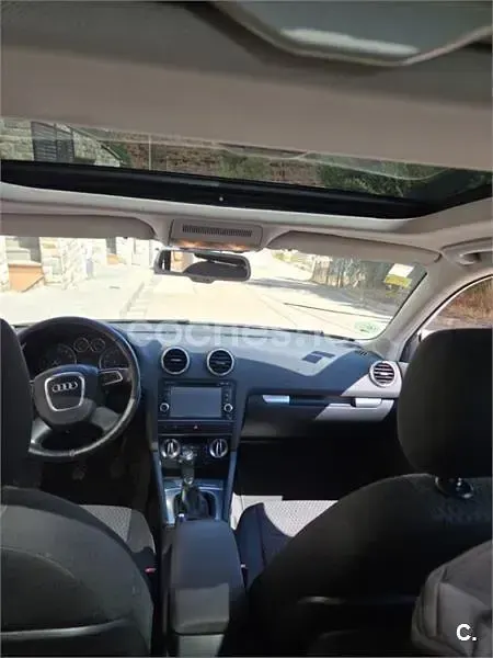 Usado Audi A3 Sportback Ambiente 125 CV (91 kW) 2011 Blanco Utilitario