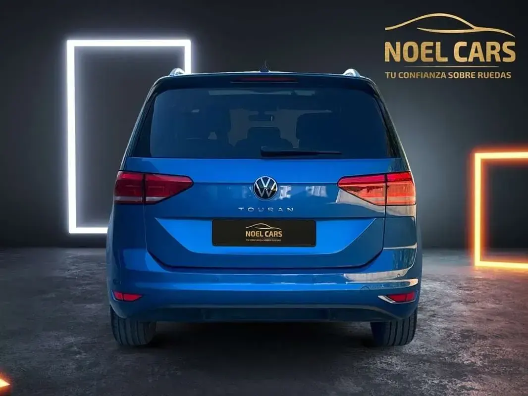 Usado VW Touran Advance 150 CV (110 kW) 2022 Azul Monovolumen