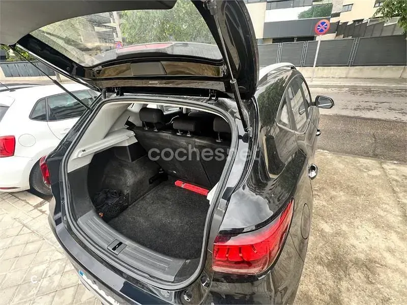 Usado MG ZS Comfort 106 CV (77 kW) 2023 Negro SUV