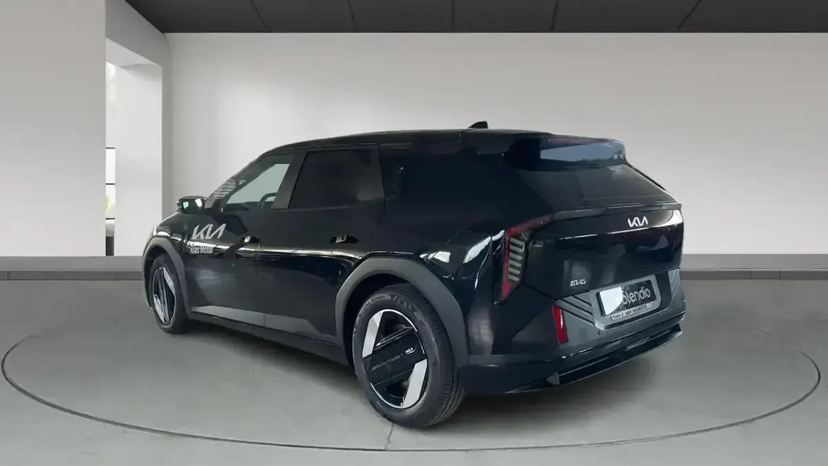Usado Kia EV4 Launch Edition 150 kW (204 CV) 2025 Negro Berlina