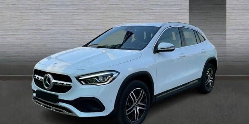 Blanco Usado 2023 Mercedes GLA200 SUV | 34.500 € - Imagen 1/4