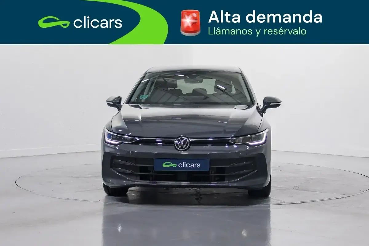 Usado VW Golf VIII 116 CV (85 kW) 2025 Gris