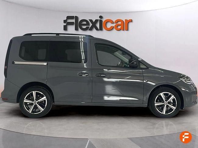 Usado VW Caddy 122 CV (89 kW) 2024 Gris / plata Monovolumen