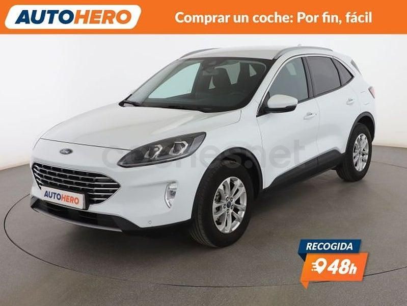Usado Ford Kuga Titanium 150 CV (110 kW) 2023 Blanco SUV