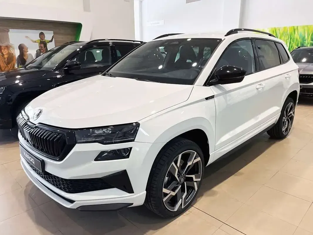 Nuevo Skoda Karoq SportLine 150 CV (110 kW) 2026 Blanco SUV