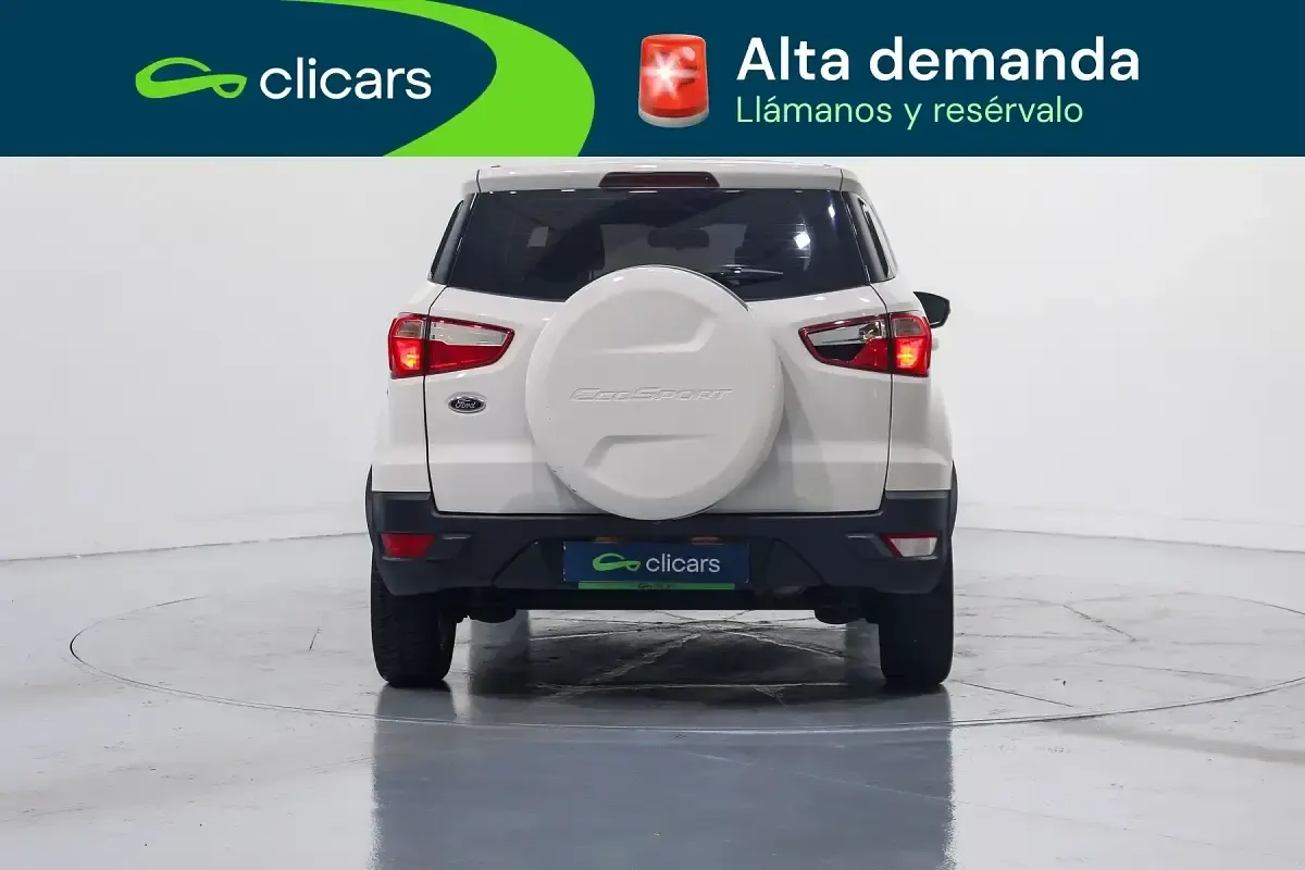 Usado Ford Ecosport Trend 112 CV (82 kW) 2015 Blanco SUV