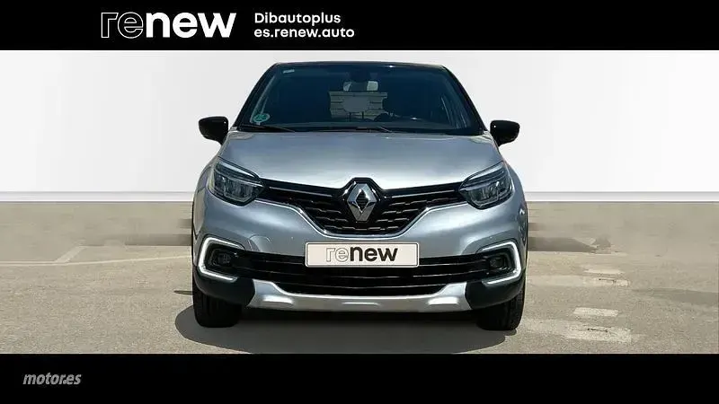 Usado Renault Captur Zen 130 CV (95 kW) 2019 Gris SUV