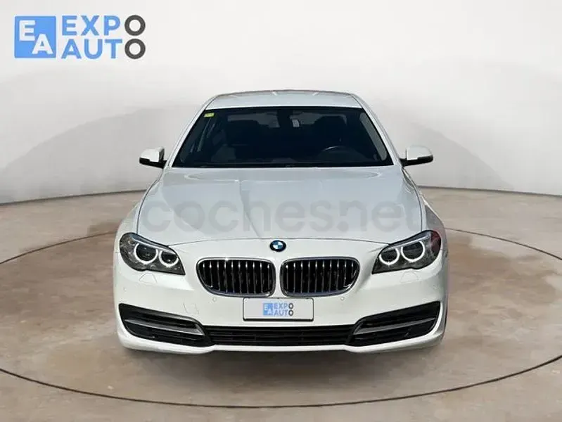 Usado BMW 520 Comfort Edition 184 CV (135 kW) 2014 Blanco Berlina