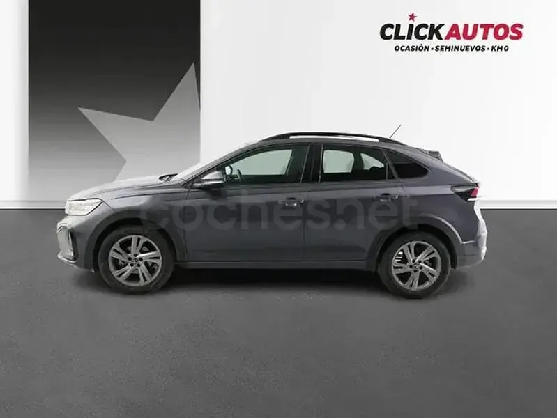 Usado VW Taigo R-line 115 CV (84 kW) 2024 Gris / plata SUV