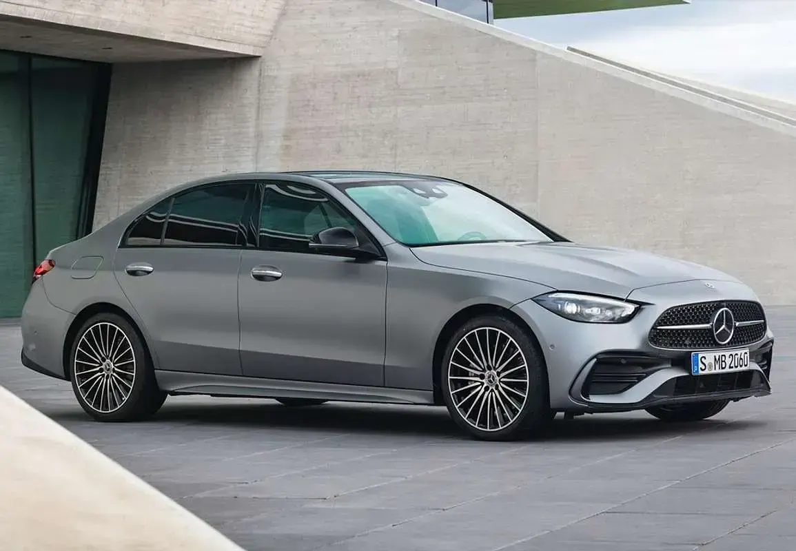 Usado Mercedes C220 194 CV (142 kW) 2020 Negro Berlina