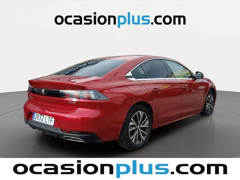 Usado Peugeot 508 Allure 130 CV (95 kW) 2021 Rojo Berlina