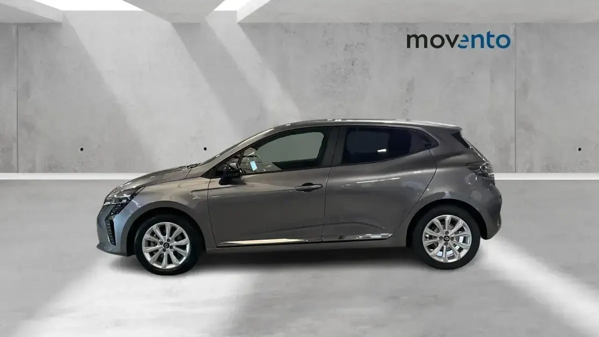 Usado Renault Clio V Evolution 100 CV (73 kW) 2025 Gris Berlina