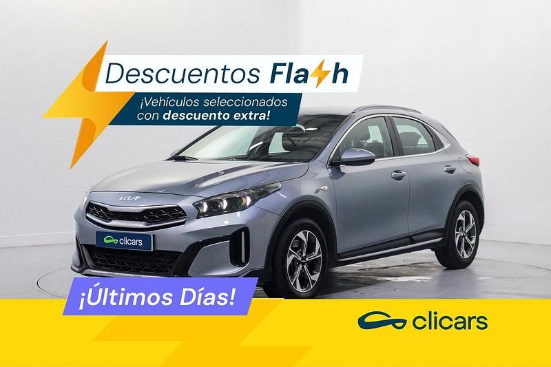 Gris / plata Usado 2022 Kia XCeed SUV | 16.190 € (Un poco caro) - Imagen 1/4