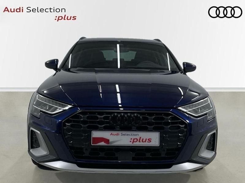 Usado Audi A3 150 CV (110 kW) 2025 Azul Berlina