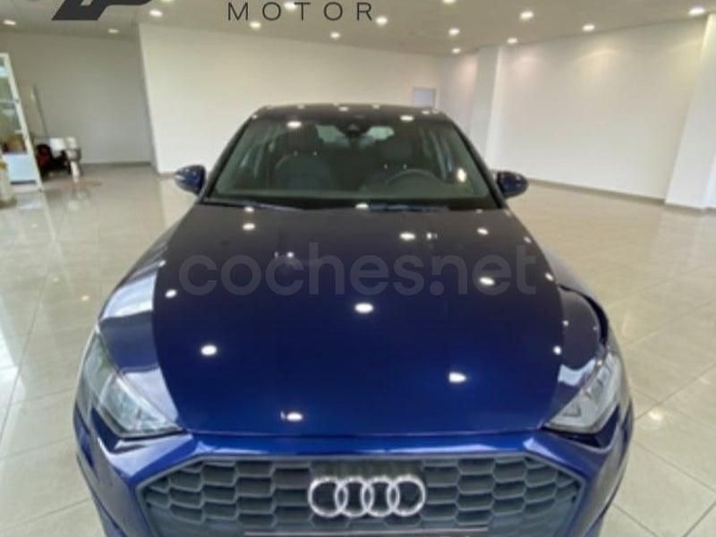 Usado Audi A3 110 CV (80 kW) 2021 Azul Berlina