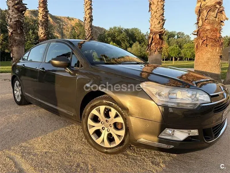 Usado Citroën C5 Exclusive 140 CV (102 kW) 2010 Gris / plata Berlina
