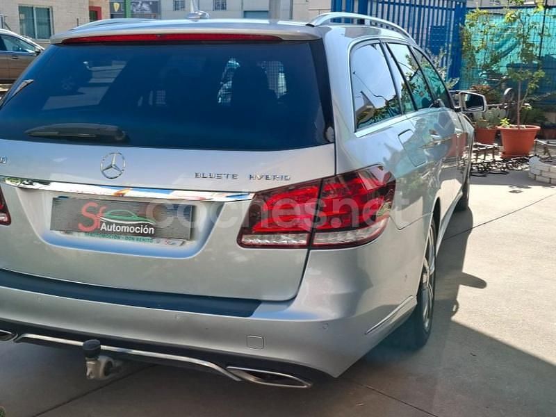 Usado Mercedes E300 Avantgarde 231 CV (169 kW) 2015 Gris / plata Familiar