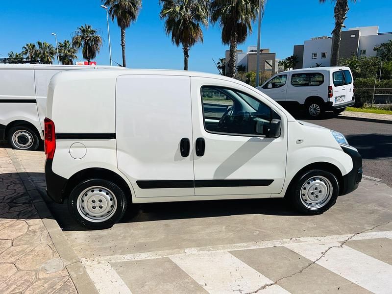 Usado Fiat Fiorino 95 CV (69 kW) 2022 Blanco Monovolumen