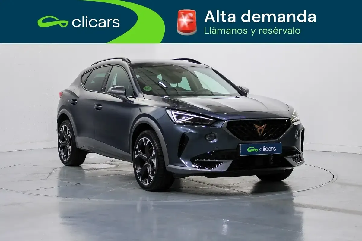 Usado Cupra Formentor 150 CV (110 kW) 2023 Gris / plata SUV