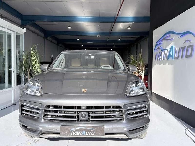 Usado Porsche Cayenne 340 CV (250 kW) 2021 Gris SUV