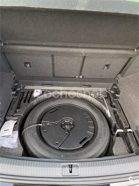 Negro Usado 2022 VW Tiguan R-line SUV | 37.000 € (Un poco caro) - Imagen 1/4