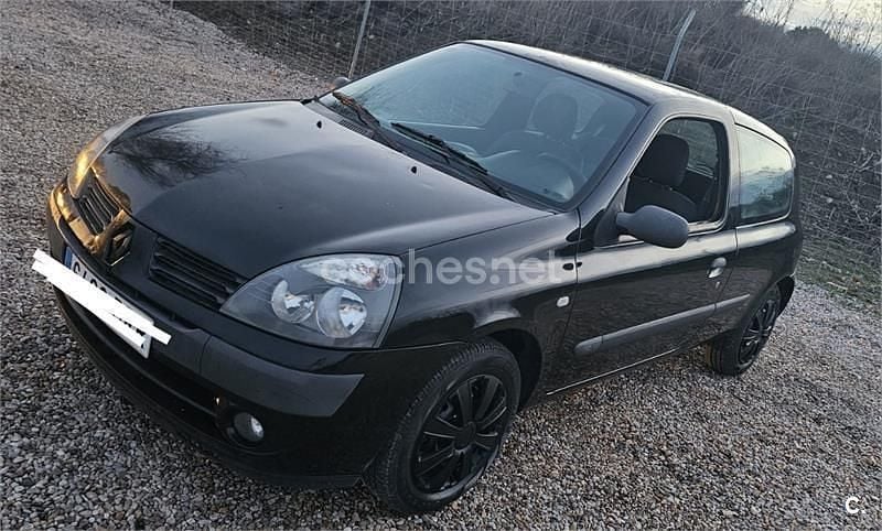 Negro Usado 2005 Renault Clio II Berlina | 2000 € (Super precio) - Imagen 1/4