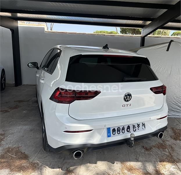 Usado VW Golf VIII GTI 245 CV (180 kW) 2021 Blanco Berlina