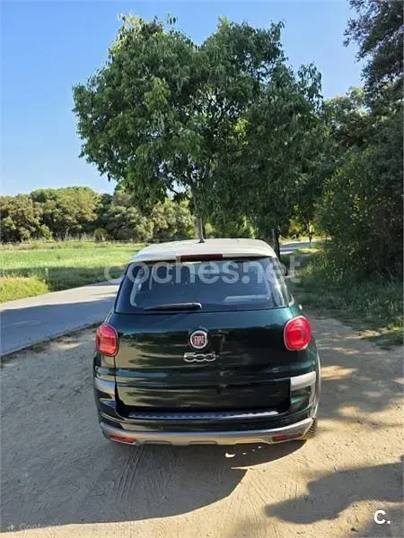 Usado Fiat 500L Trekking 120 CV (88 kW) 2018 Verde Monovolumen