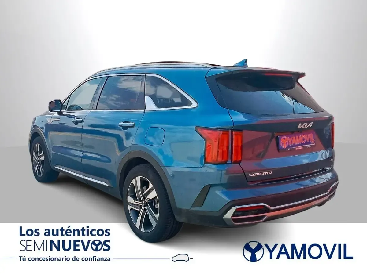 Usado Kia Sorento 230 CV (169 kW) 2023 Azul SUV