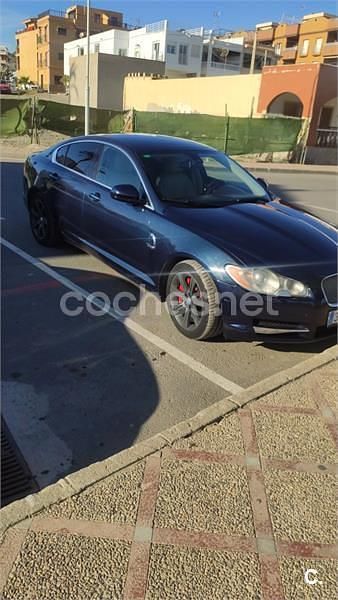Usado Jaguar XF Luxury 211 CV (155 kW) 2010 Azul Berlina