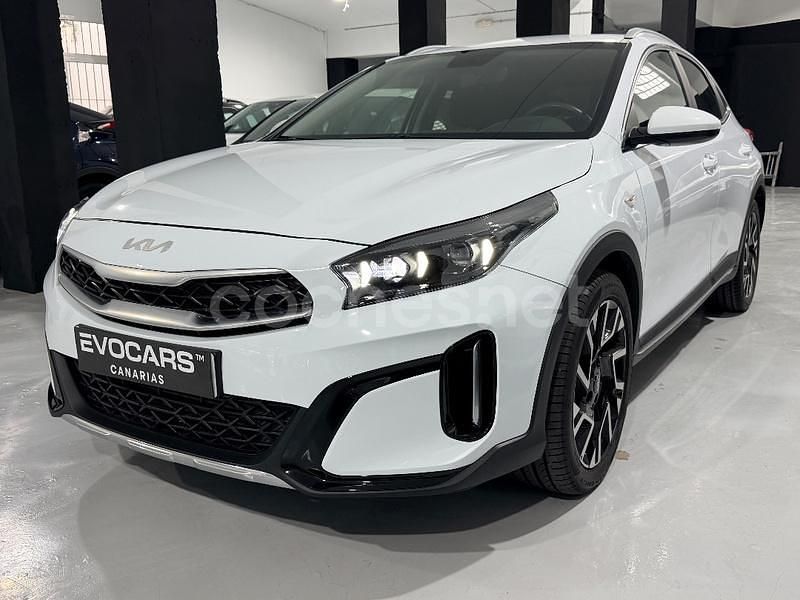 Usado Kia XCeed 136 CV (100 kW) 2023 Blanco SUV