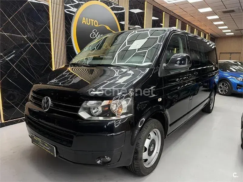 Usado VW Caravelle Trendline 180 CV (132 kW) 2014 Negro Van