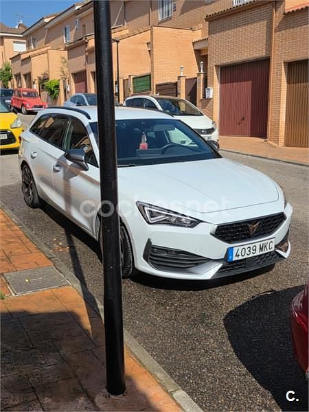 Usado Cupra Leon 150 CV (110 kW) 2023 Blanco Familiar