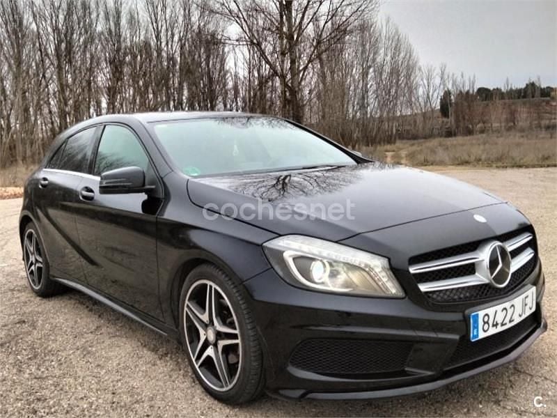 Negro Usado 2015 Mercedes A180 AMG line Berlina | 12.990 € (Buen precio) - Imagen 1/4