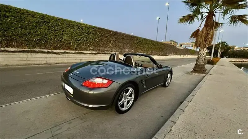 Usado Porsche Boxster 245 CV (180 kW) 2008 Gris / plata Descapotable