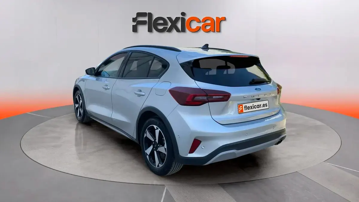 Usado Ford Focus ST-Line 155 CV (114 kW) 2024 Gris Berlina