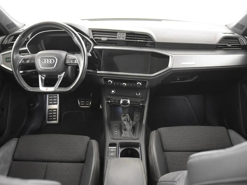 Usado Audi Q3 Sportback 150 CV (110 kW) 2022 Gris/plata SUV