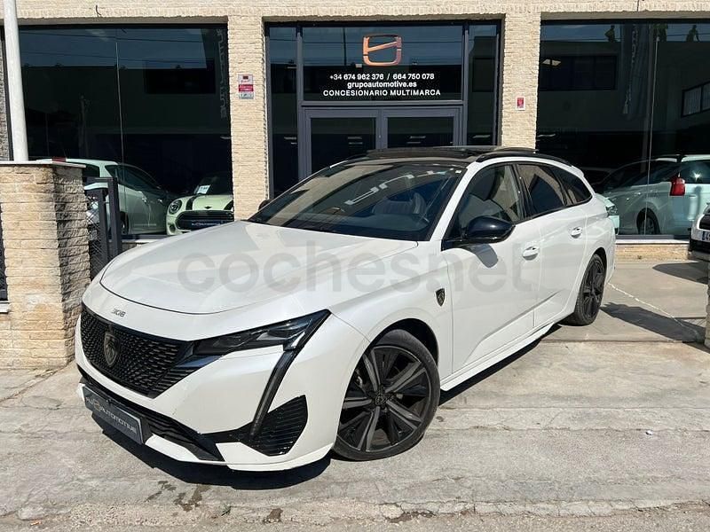 Usado Peugeot 308 SW GT 130 CV (95 kW) 2023 Blanco Familiar