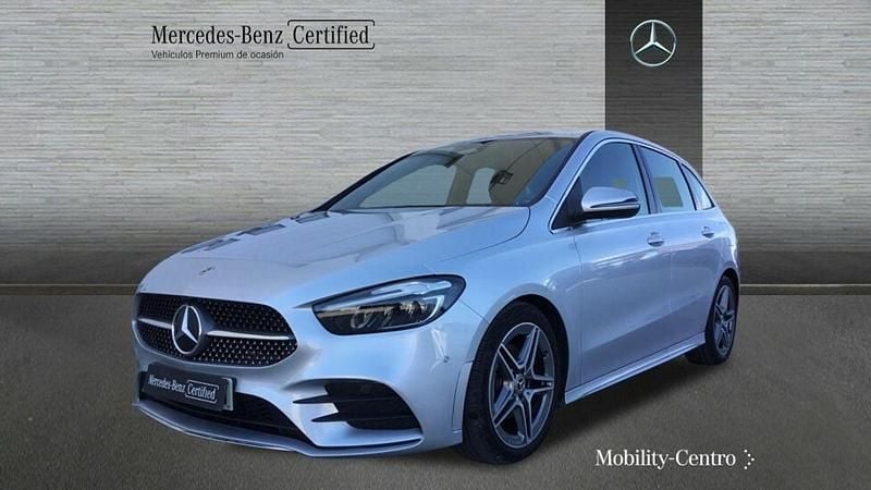 Iridiumsilver, metallic paint Usado 2023 Mercedes B200 AMG line Monovolumen | 29.900 € (Precio justo) - Imagen 1/4