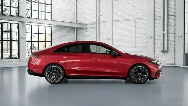Nuevo Mercedes CLA220 190 CV (139 kW) 2026 Rojo Berlina