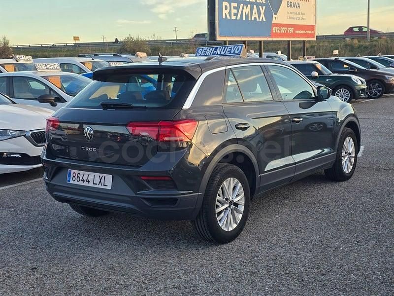 Usado VW T-Roc Advance 110 CV (80 kW) 2022 Gris / plata SUV