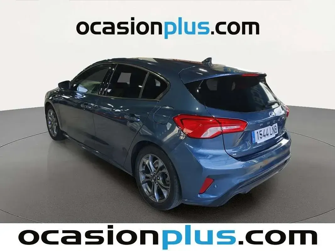 Usado Ford Focus ST-Line 120 CV (88 kW) 2021 Azul Utilitario