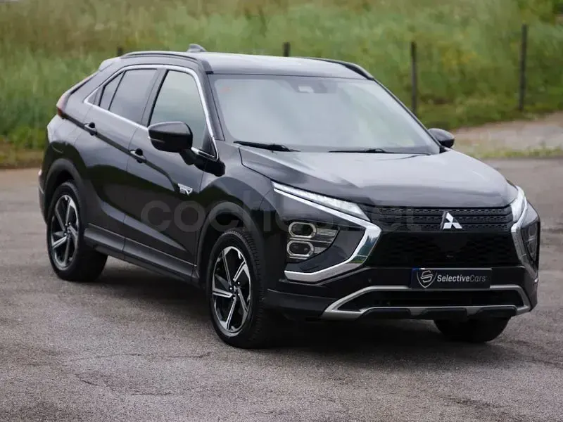 Usado Mitsubishi Eclipse Cross 188 CV (138 kW) 2023 Negro SUV