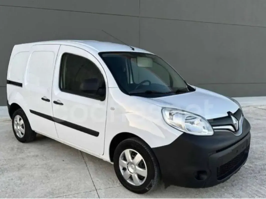 Usado Renault Kangoo 75 CV (55 kW) 2019 Blanco Monovolumen
