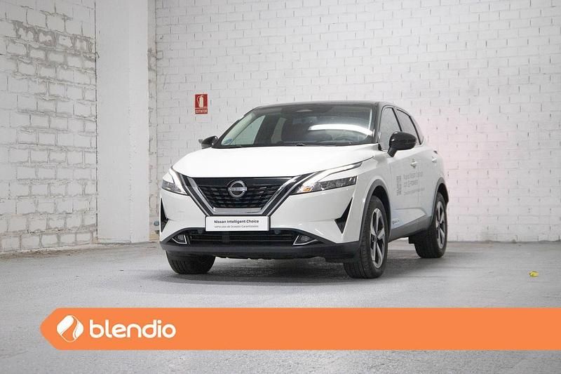 Usado Nissan Qashqai N-Connecta 190 CV (139 kW) 2022 Blanco perlado SUV