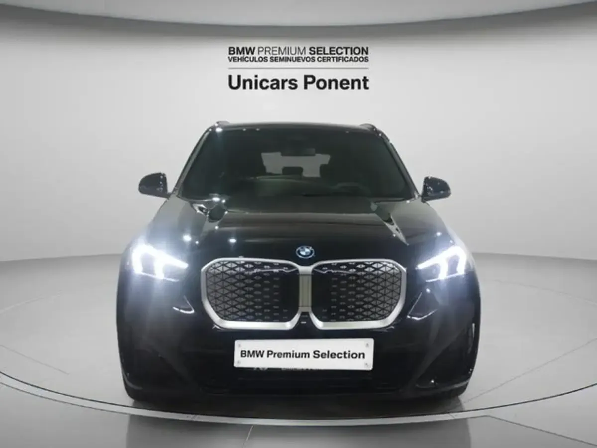 Usado BMW iX1 Comfort Edition 150 kW (204 CV) 2025 Negro SUV