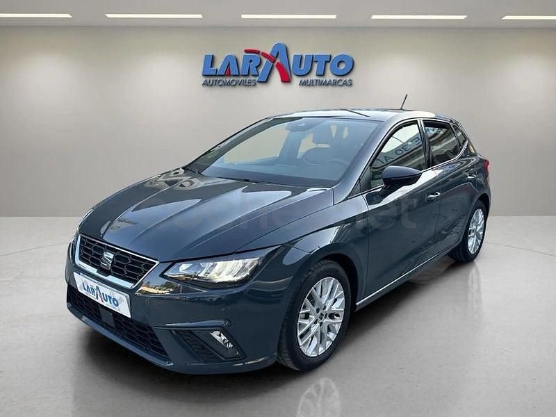 Usado Seat Ibiza FR 116 CV (85 kW) 2024 Gris / plata Utilitario