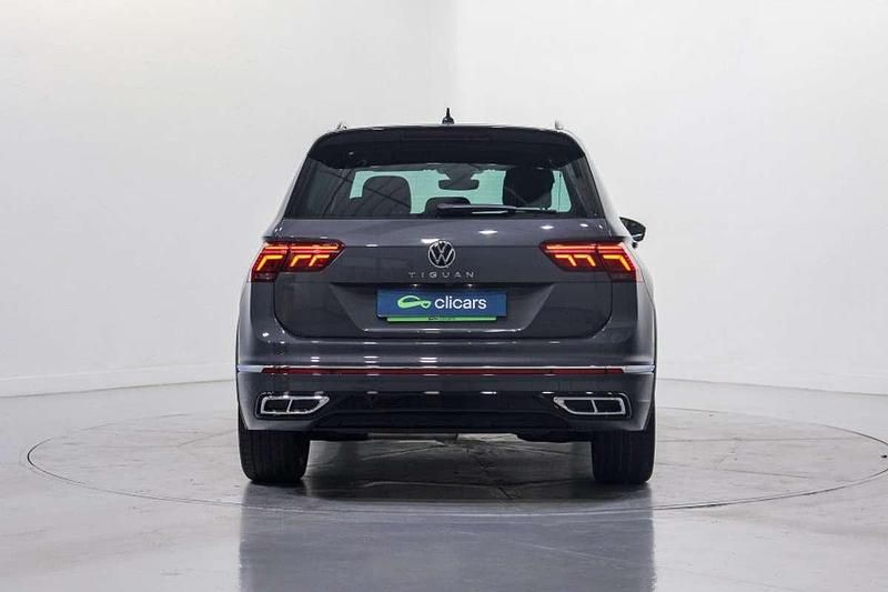 Usado VW Tiguan R-line 150 CV (110 kW) 2022 Blanco SUV