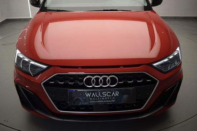 Usado Audi A1 Sportback S-Line 110 CV (80 kW) 2024 Rojo Utilitario